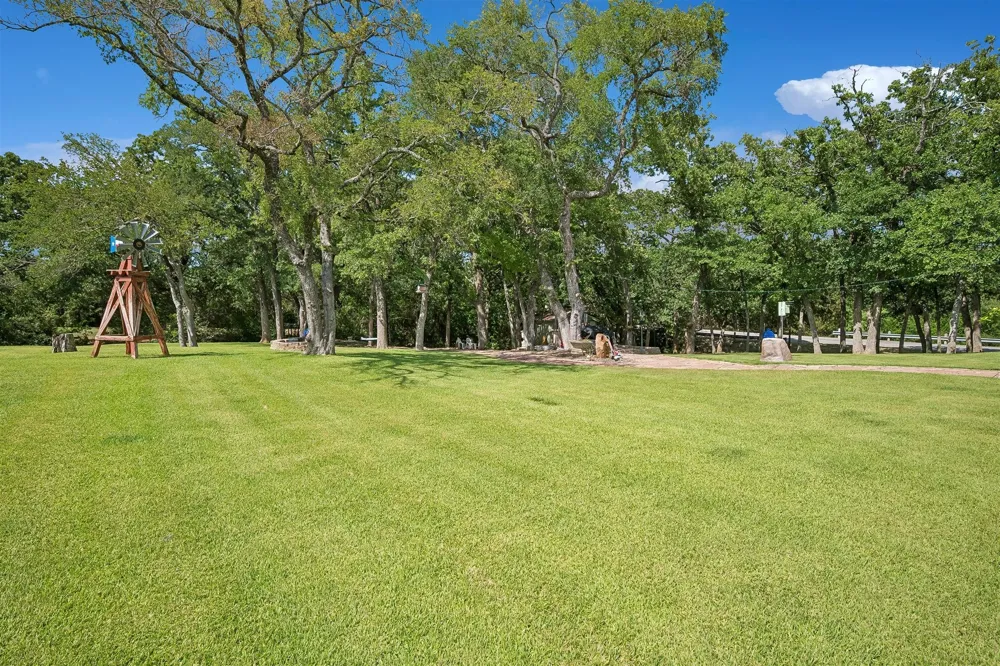900 Coral Cove Oak Point, TX 75068