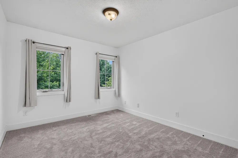16826 Birchview Drive Nunica, MI 49448