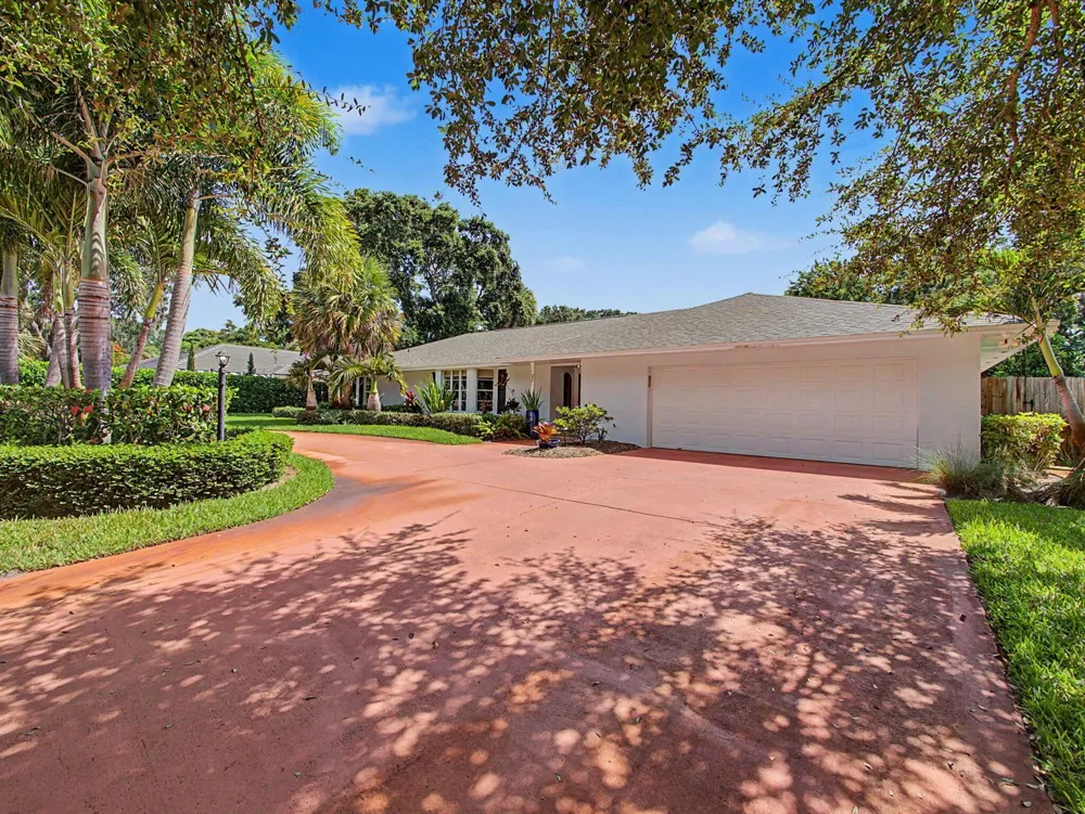 22 Banyan Road Sewalls Point, FL 34996