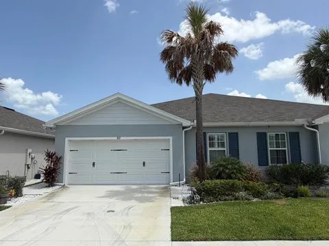 812 Persimmon Place