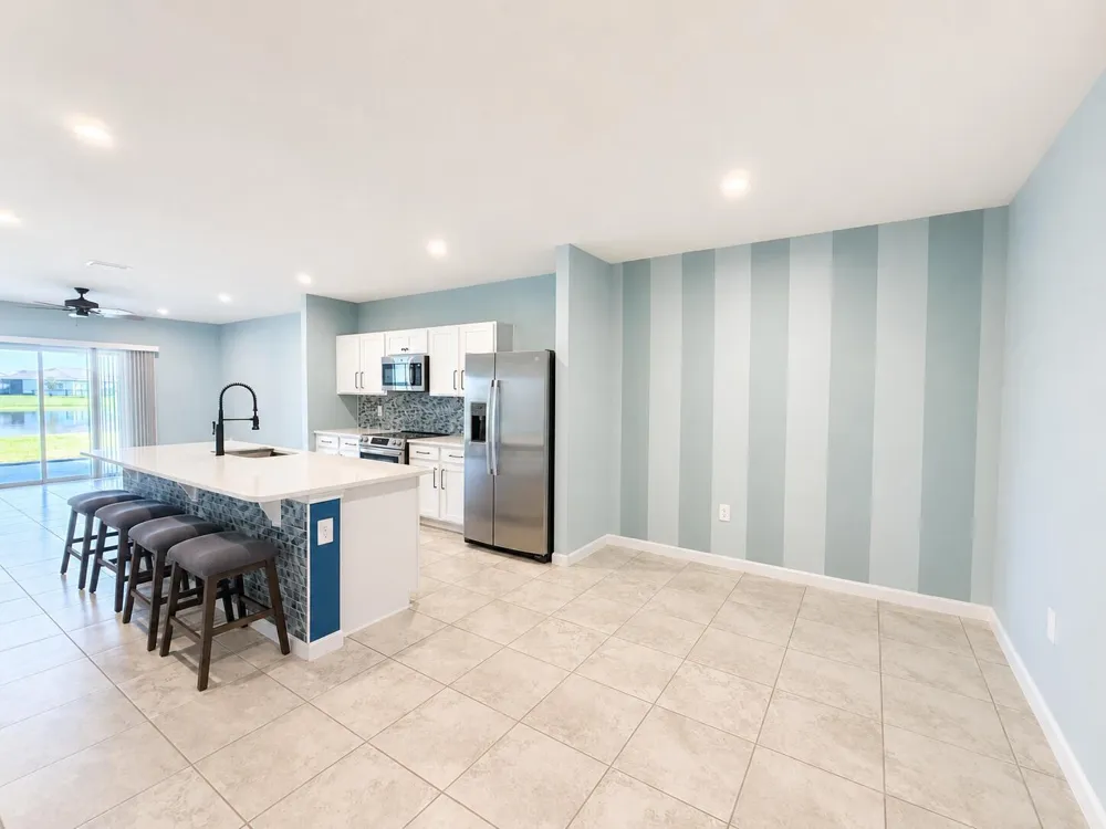 812 Persimmon Place Fort Pierce, FL 34981