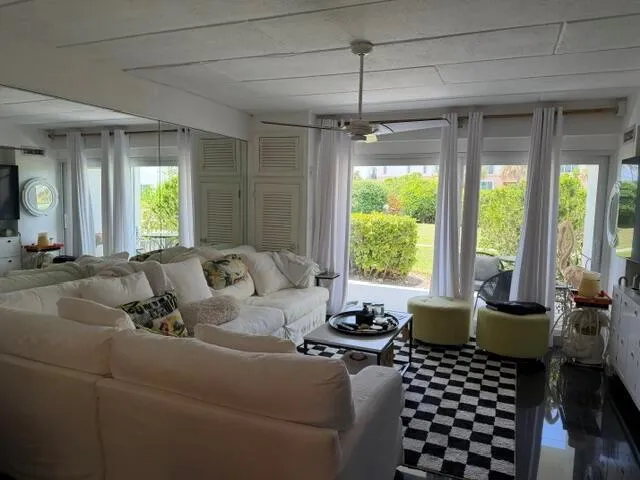33 S Ocean Avenue #108 Singer Island, FL 33404