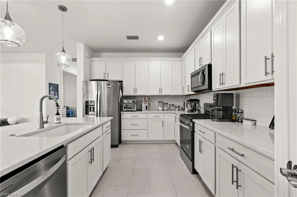 12461 Basalt Lane Alva, FL 33920