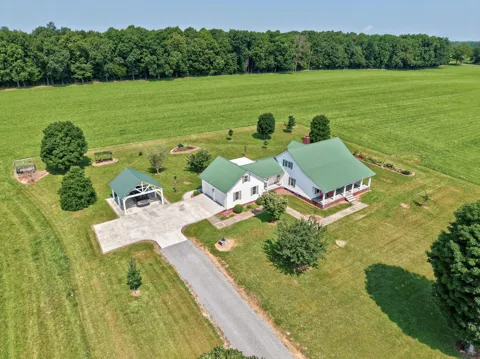 214 Camargo Rd