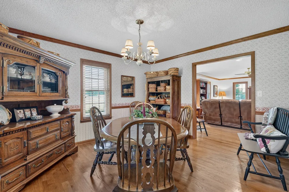 214 Camargo Rd Fayetteville, TN 37334
