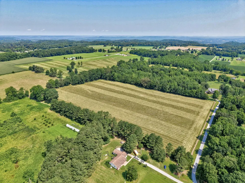 214 Camargo Rd Fayetteville, TN 37334