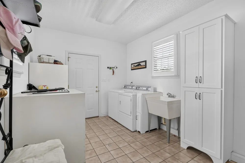 214 Camargo Rd Fayetteville, TN 37334