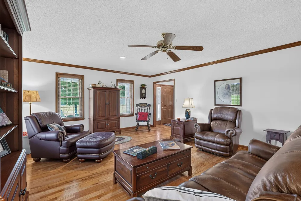 214 Camargo Rd Fayetteville, TN 37334
