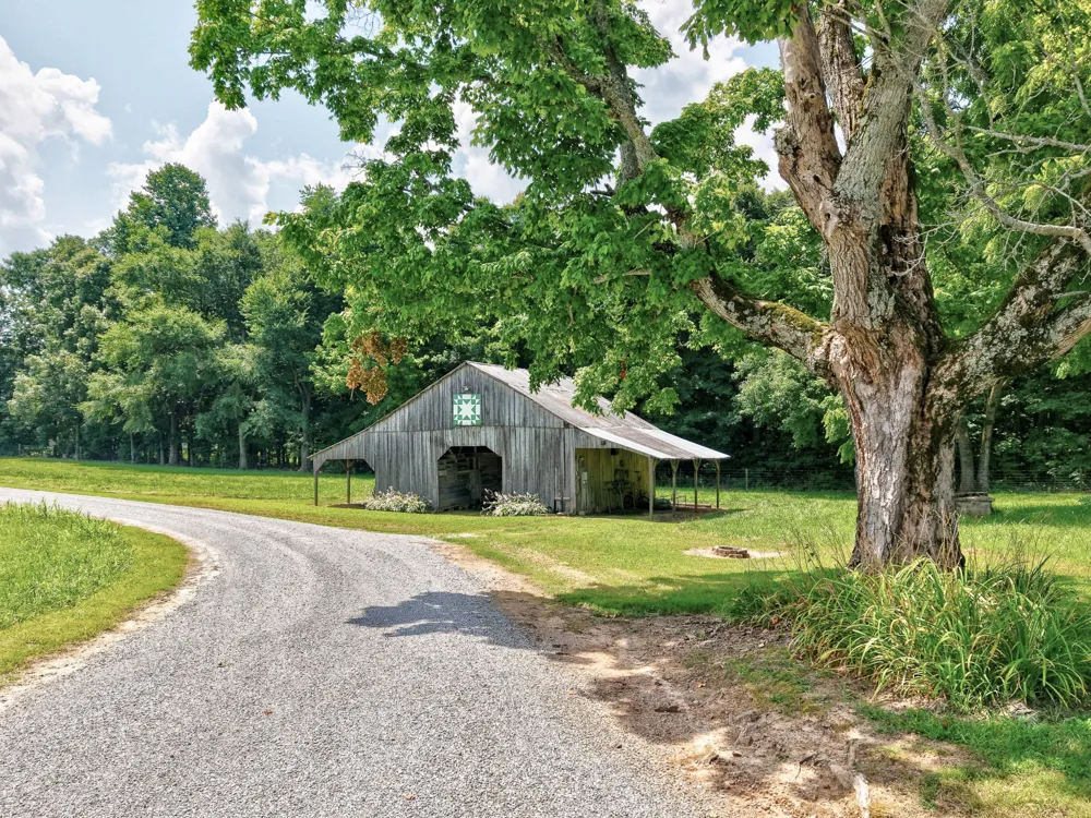 214 Camargo Rd Fayetteville, TN 37334