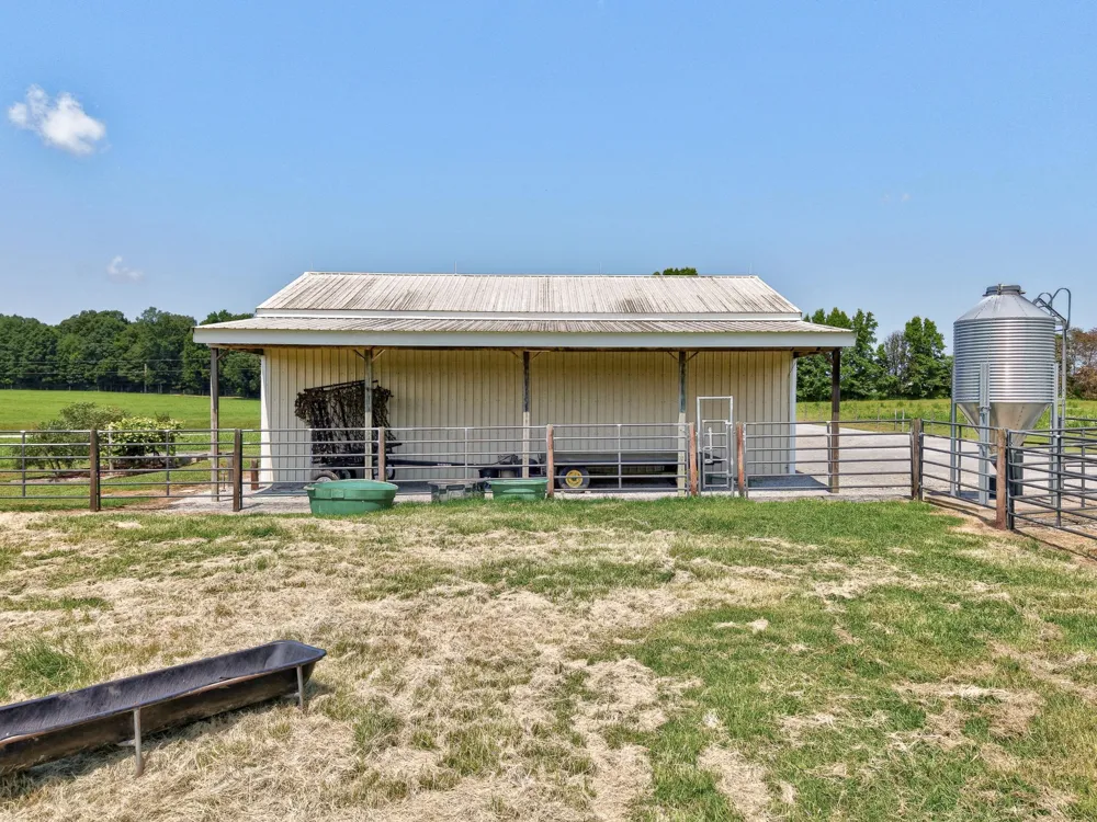 214 Camargo Rd Fayetteville, TN 37334