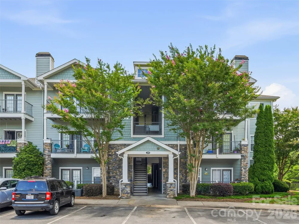 200 Vista Lake Drive #301 Candler, NC 28715