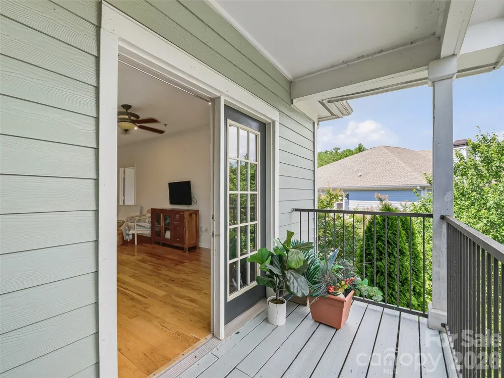 200 Vista Lake Drive #301 Candler, NC 28715