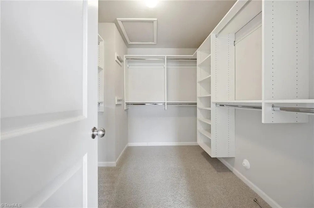 1602 Running Deer Drive Kernersville, NC 27284
