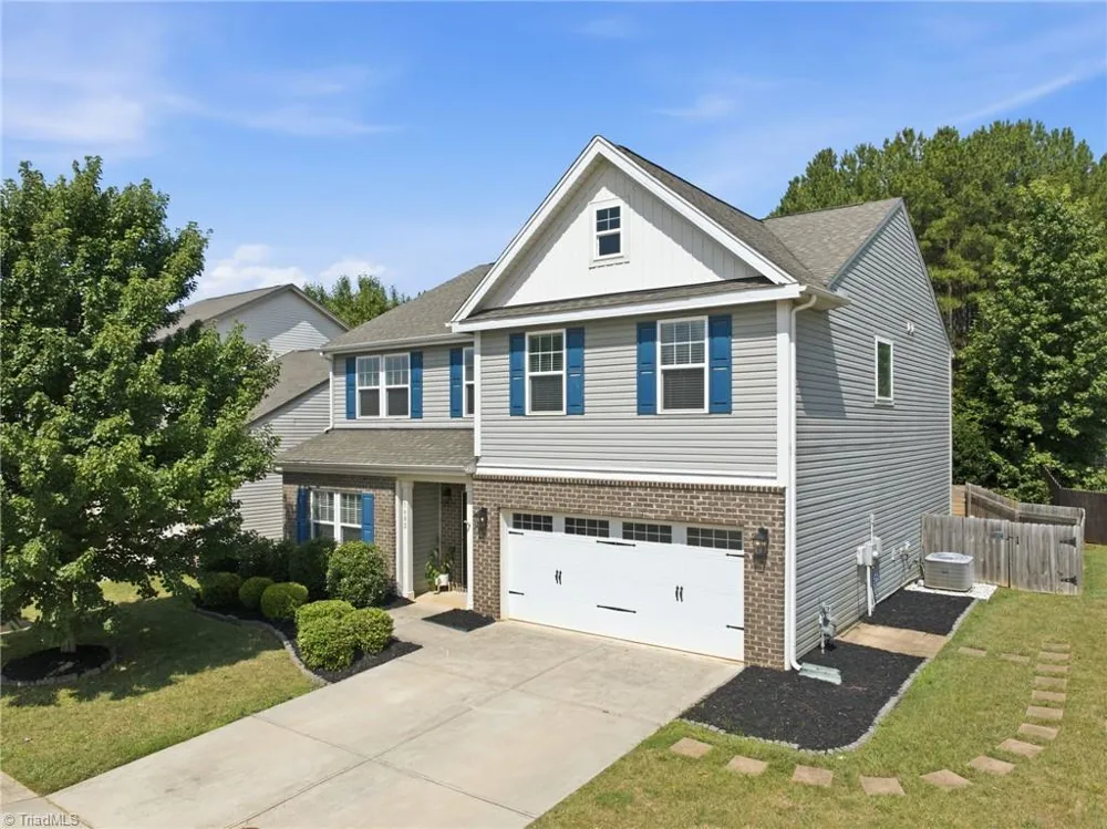 1602 Running Deer Drive Kernersville, NC 27284