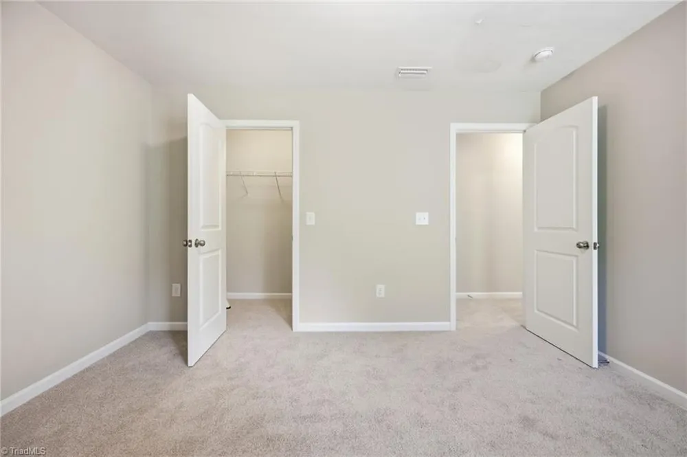 1602 Running Deer Drive Kernersville, NC 27284