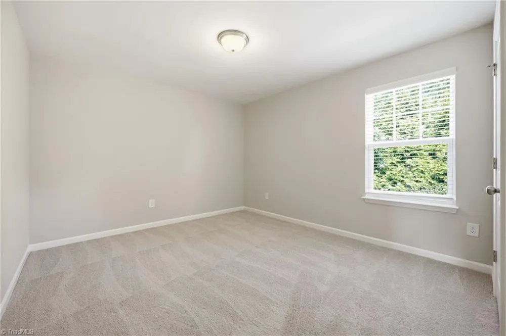 1602 Running Deer Drive Kernersville, NC 27284