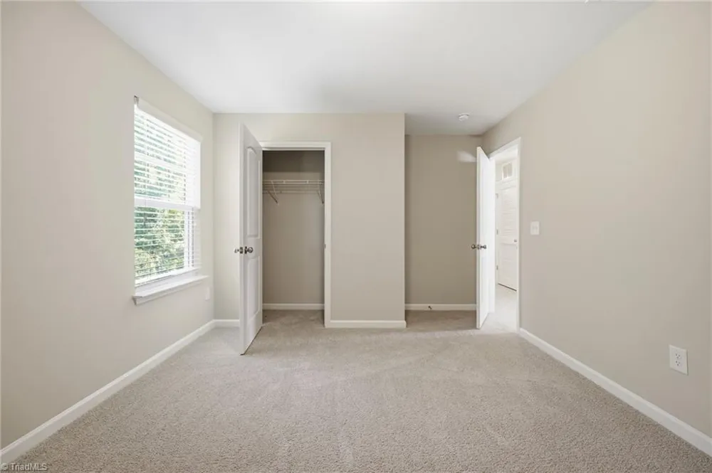 1602 Running Deer Drive Kernersville, NC 27284
