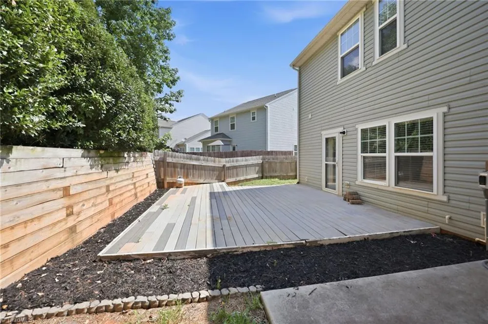 1602 Running Deer Drive Kernersville, NC 27284