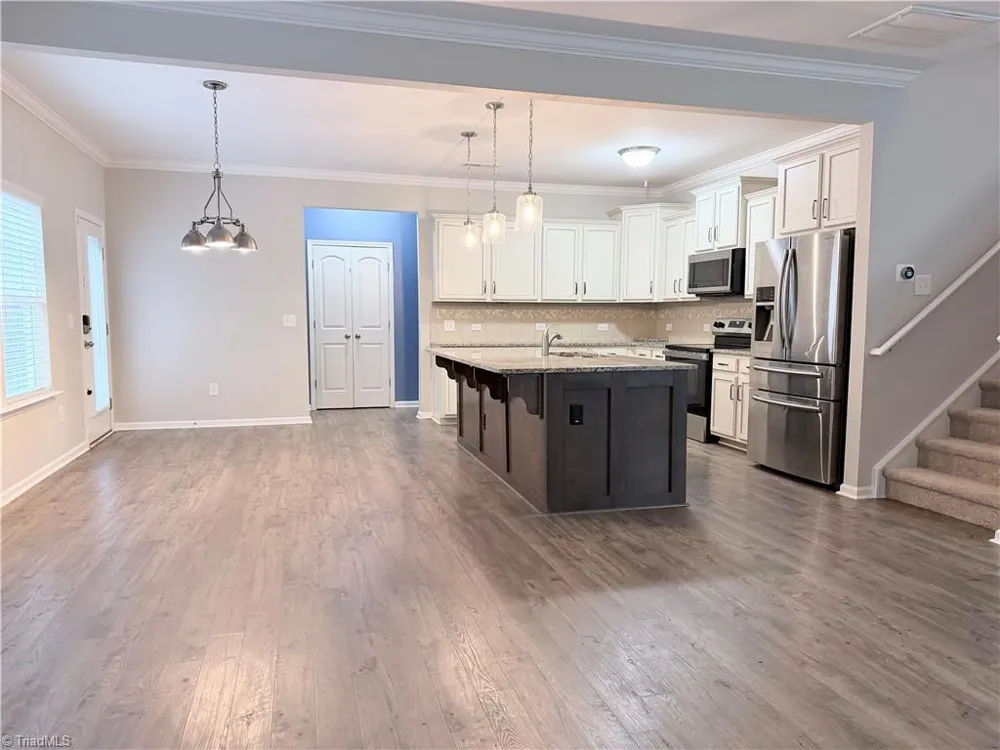 1602 Running Deer Drive Kernersville, NC 27284