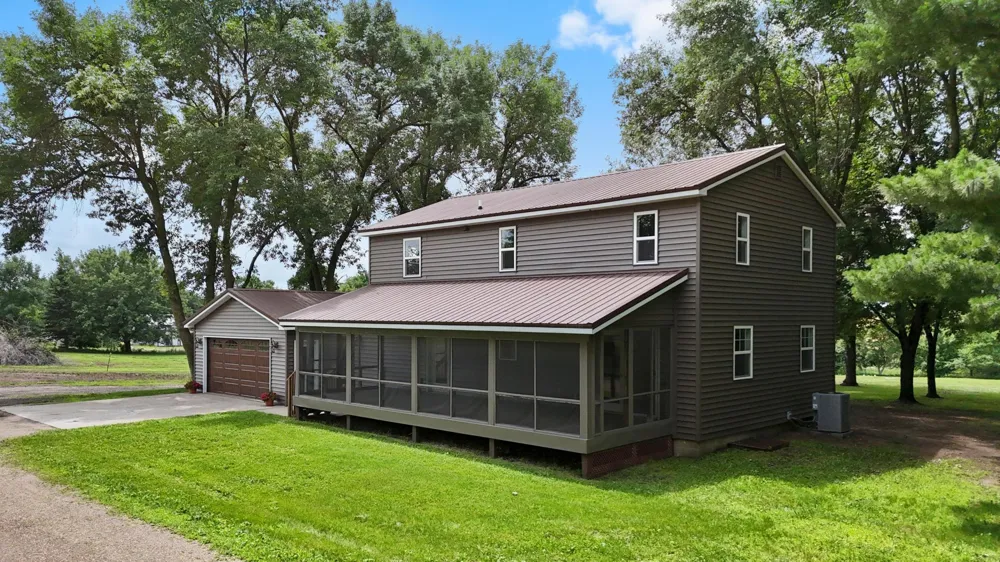40515 442nd Street Sauk Centre, MN 56378