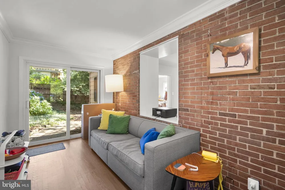 9311 WOODLAND DRIVE Silver Spring, MD 20910