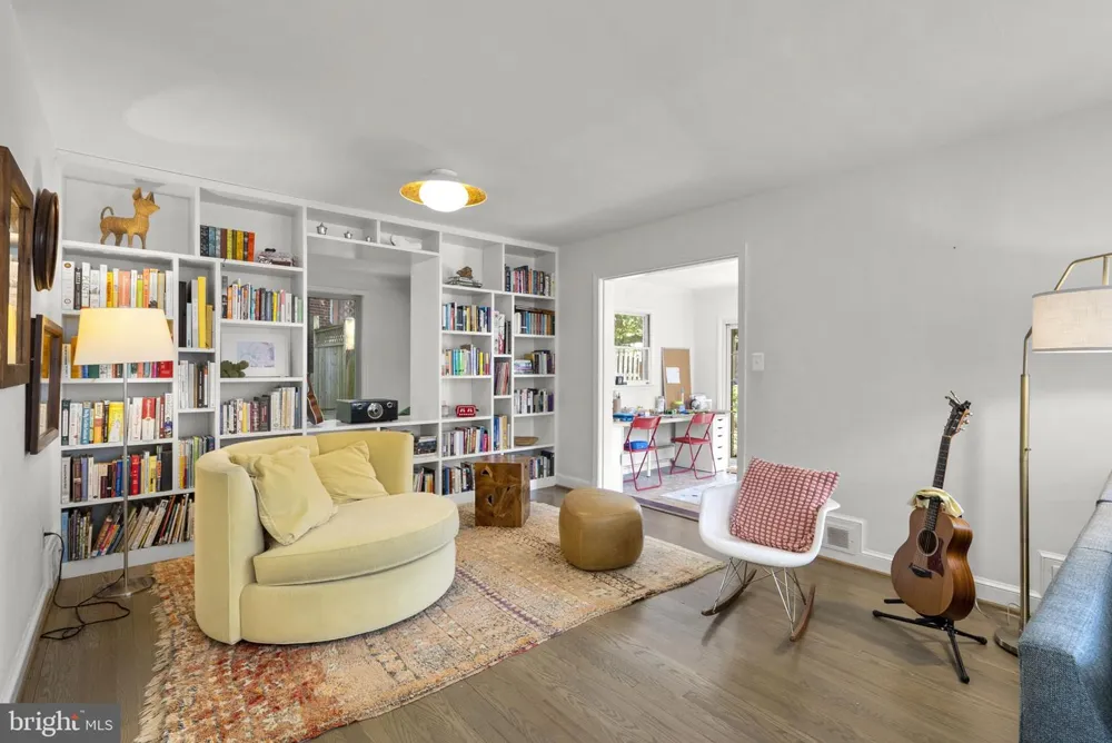9311 WOODLAND DRIVE Silver Spring, MD 20910