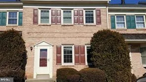 522 HANCOCK COURT