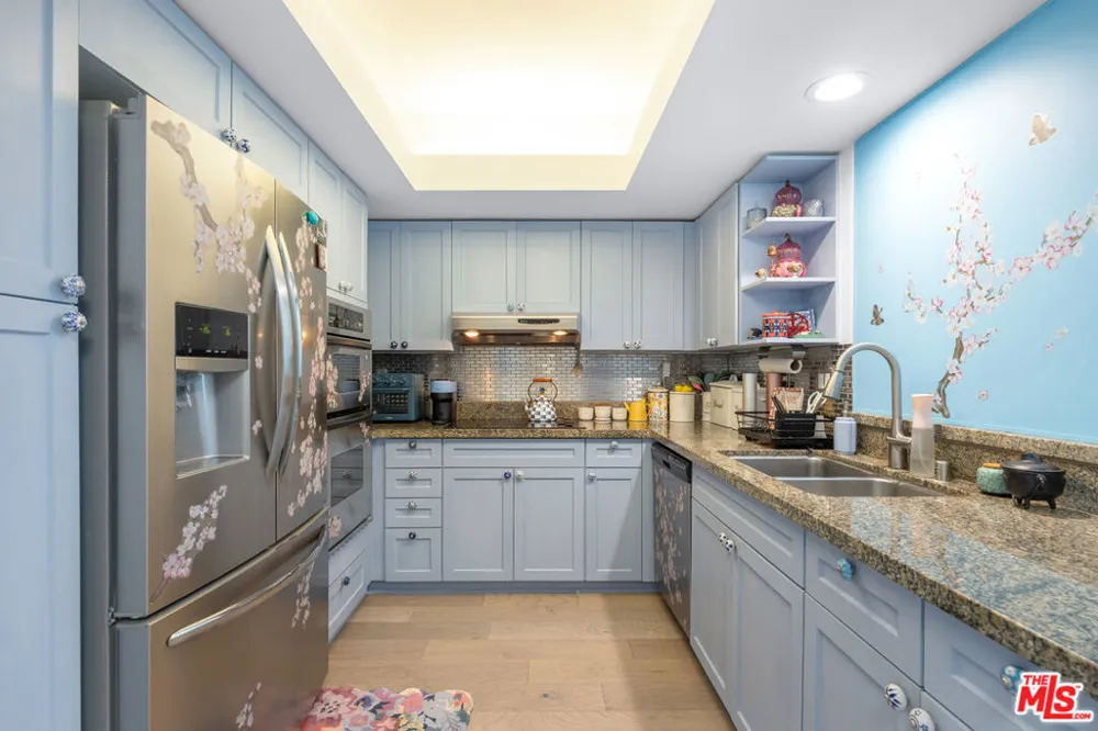 13700 MARINA POINTE DRIVE #1016 Marina del Rey, CA 90292