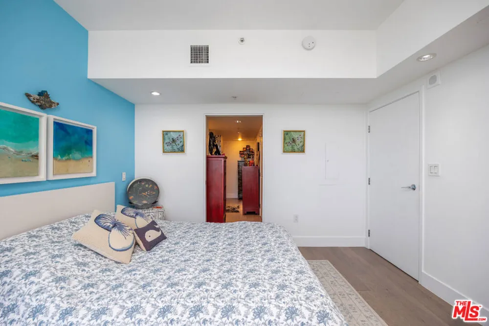 13700 MARINA POINTE DRIVE #1016 Marina del Rey, CA 90292