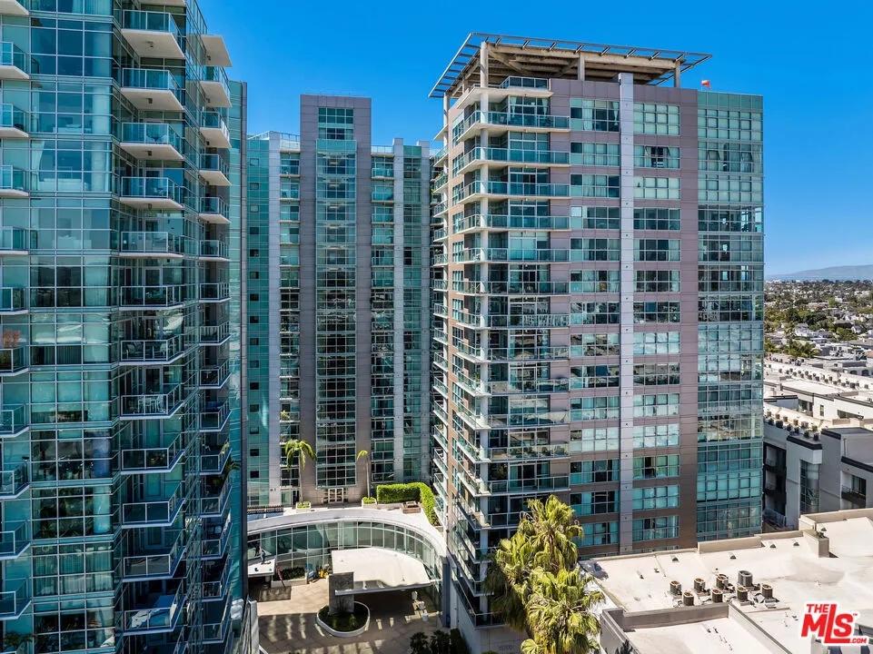 13700 MARINA POINTE DRIVE #1016 Marina del Rey, CA 90292