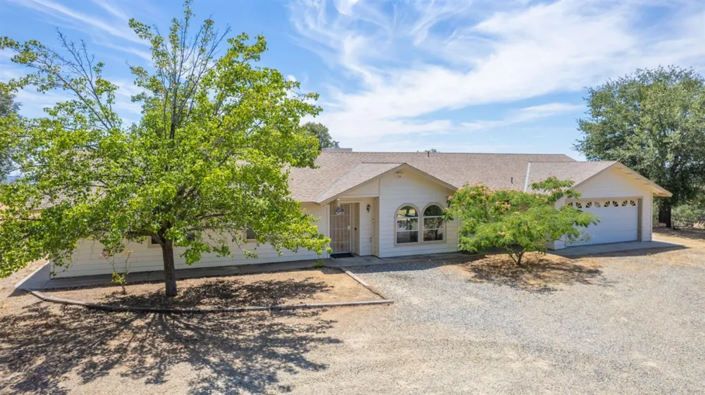 34956 Auberry Road Auberry, CA 93602