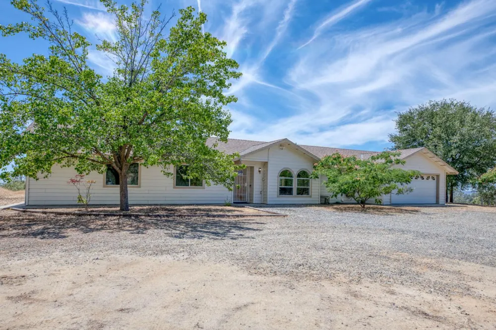 34956 Auberry Road Auberry, CA 93602