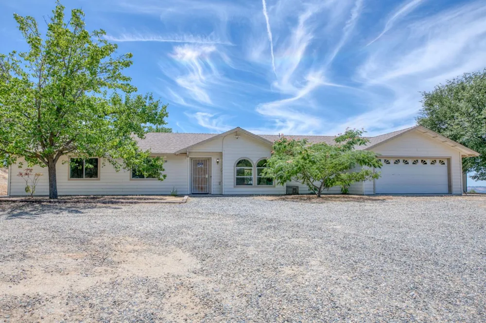 34956 Auberry Road Auberry, CA 93602