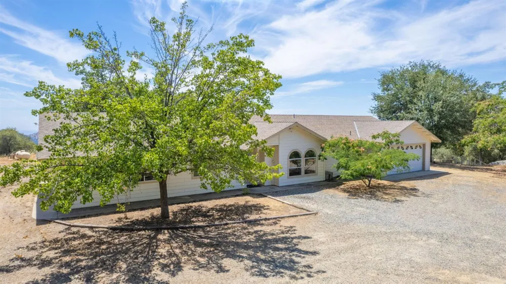 34956 Auberry Road Auberry, CA 93602
