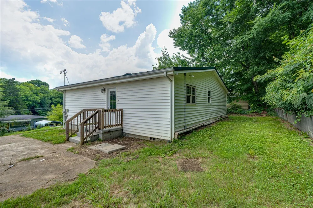 338 Mcafee Road Rossville, GA 30741