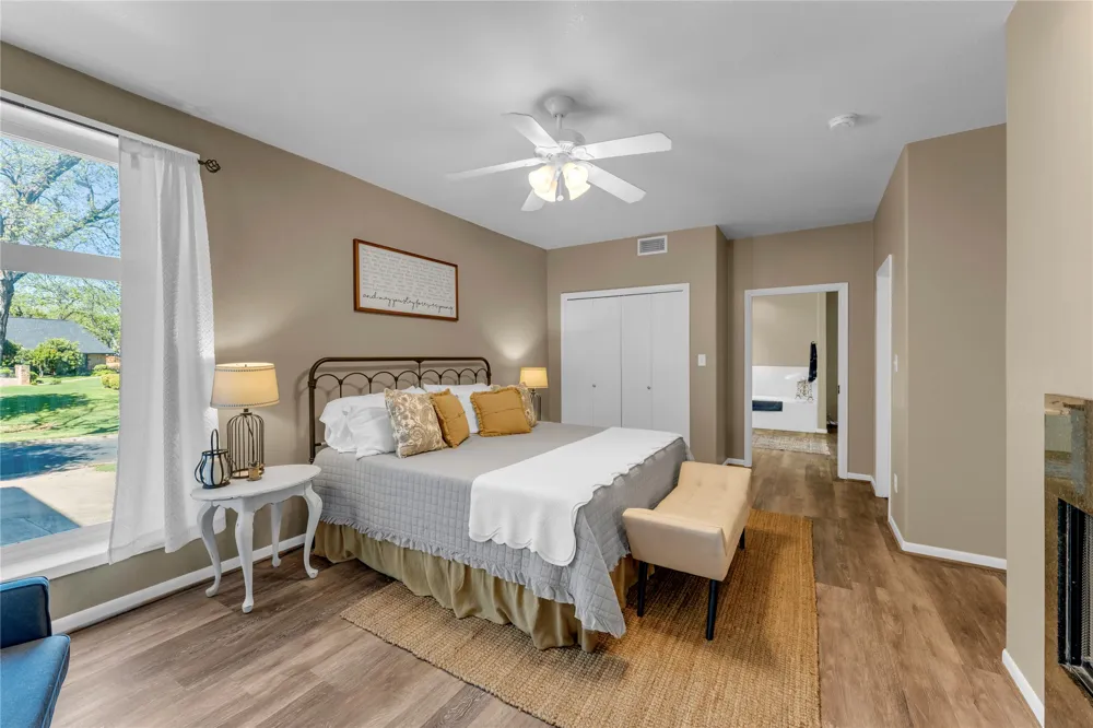 319 Meadowlakes Drive Marble Falls, TX 78654