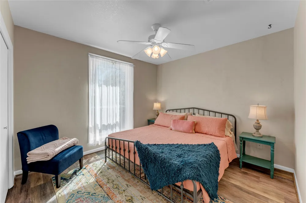 319 Meadowlakes Drive Marble Falls, TX 78654