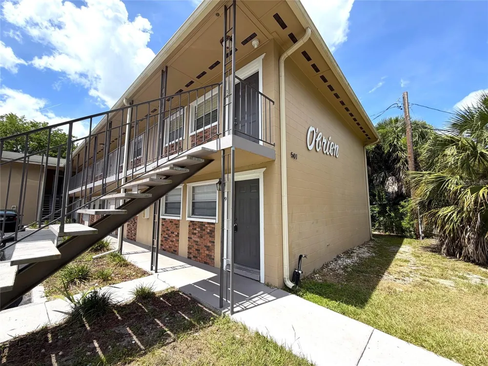 501 NW 15TH AVENUE #9 Gainesville, FL 32601