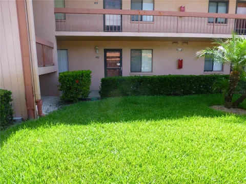 119 LAKESIDE DRIVE #119