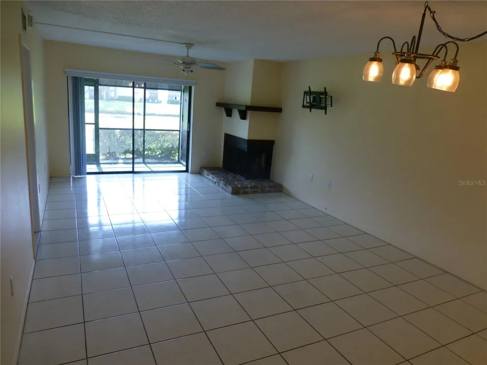 119 LAKESIDE DRIVE #119 Oldsmar, FL 34677