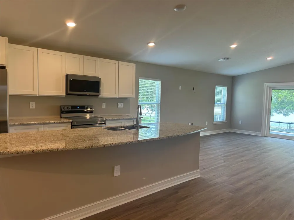 373 W MAIN STREET Haines City, FL 33844