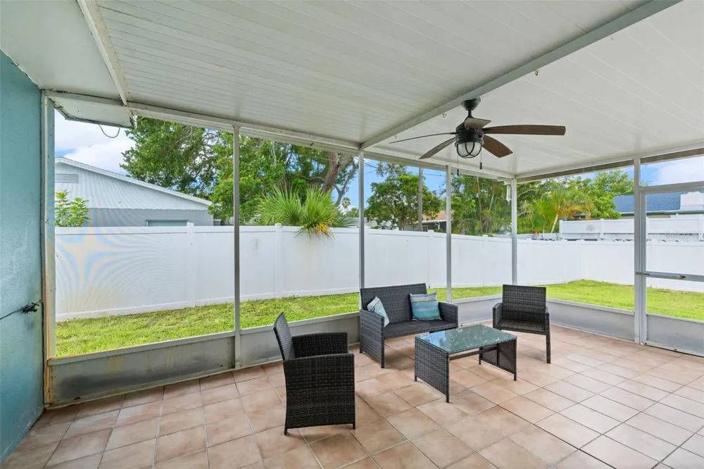 7690 91ST STREET Seminole, FL 33777