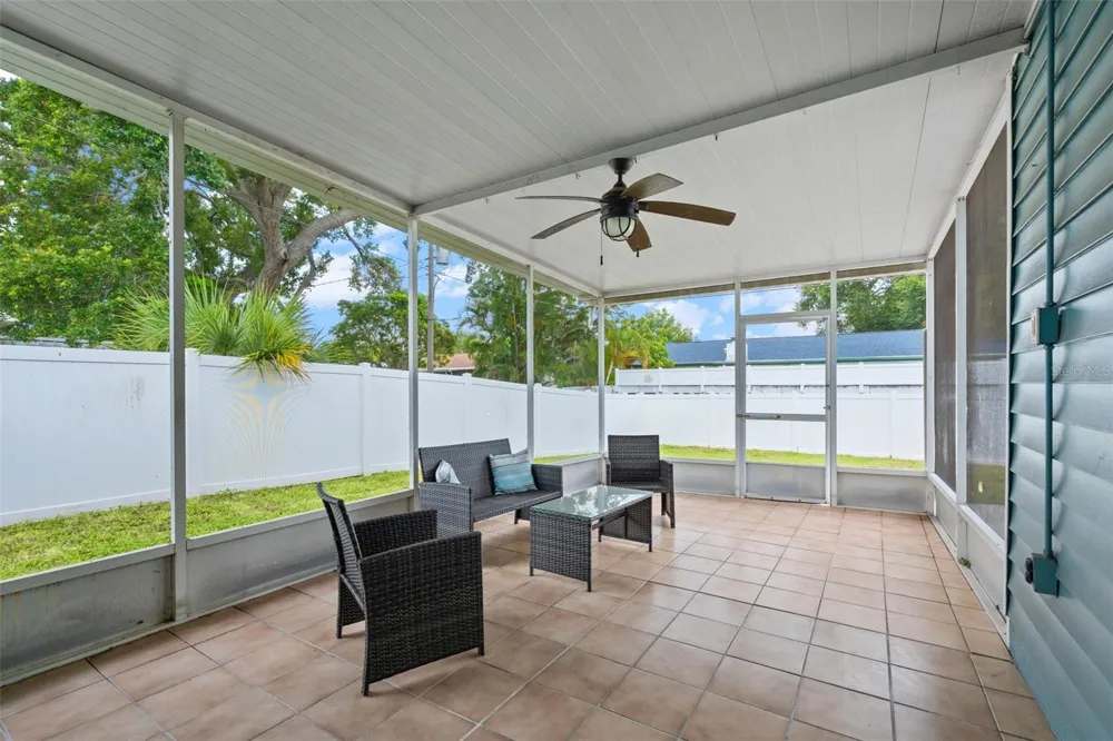 7690 91ST STREET Seminole, FL 33777