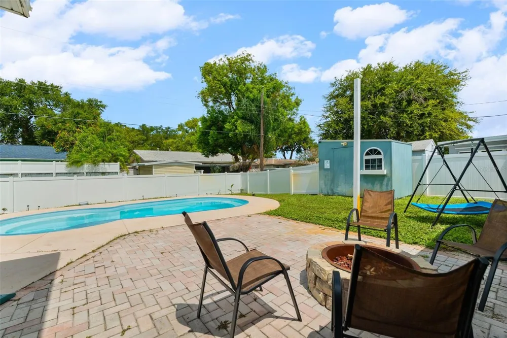 7690 91ST STREET Seminole, FL 33777