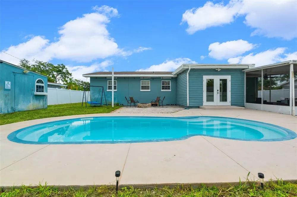 7690 91ST STREET Seminole, FL 33777