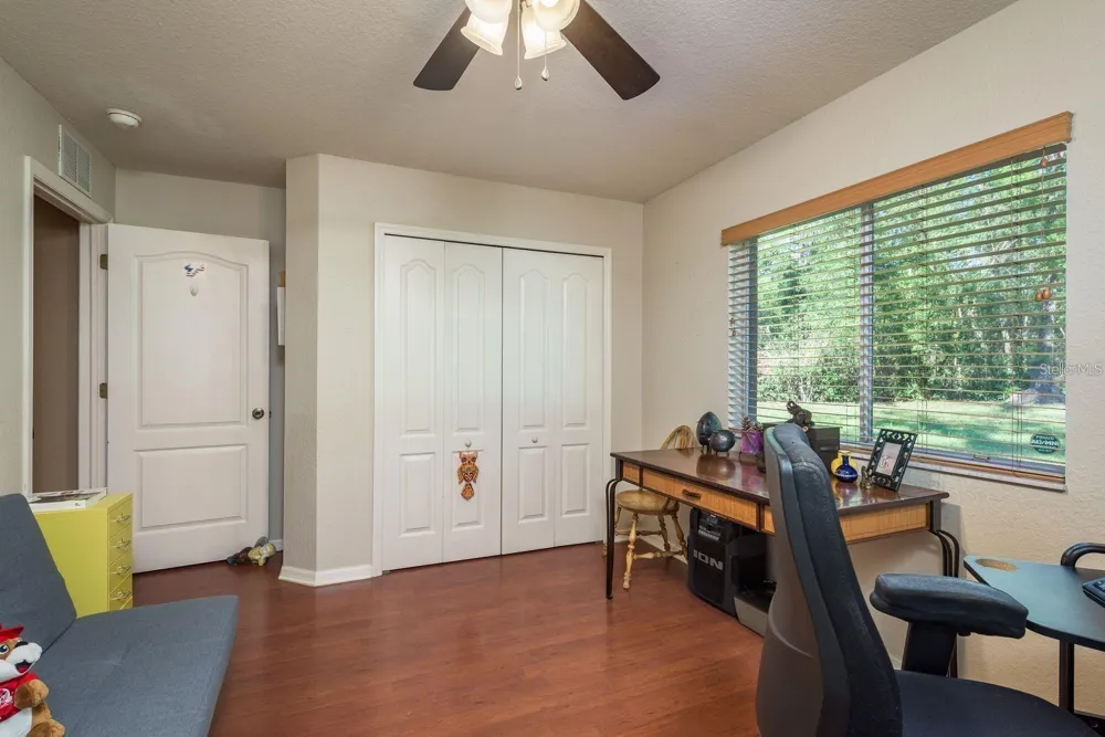 7182 GRIFFIN ROAD Brooksville, FL 34601