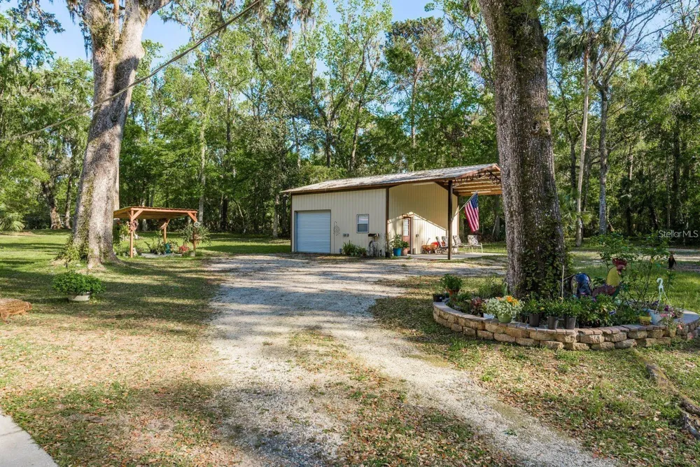 7182 GRIFFIN ROAD Brooksville, FL 34601