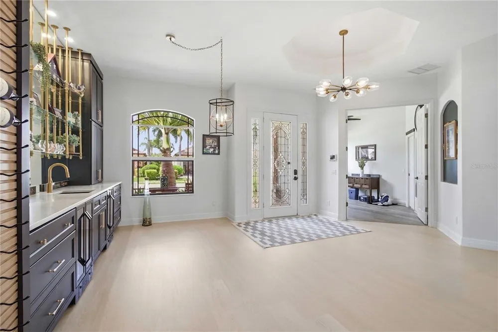 8051 36TH STREET CIRCLE E Sarasota, FL 34243