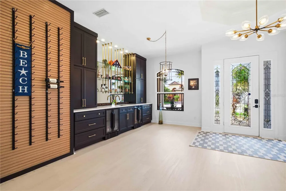 8051 36TH STREET CIRCLE E Sarasota, FL 34243