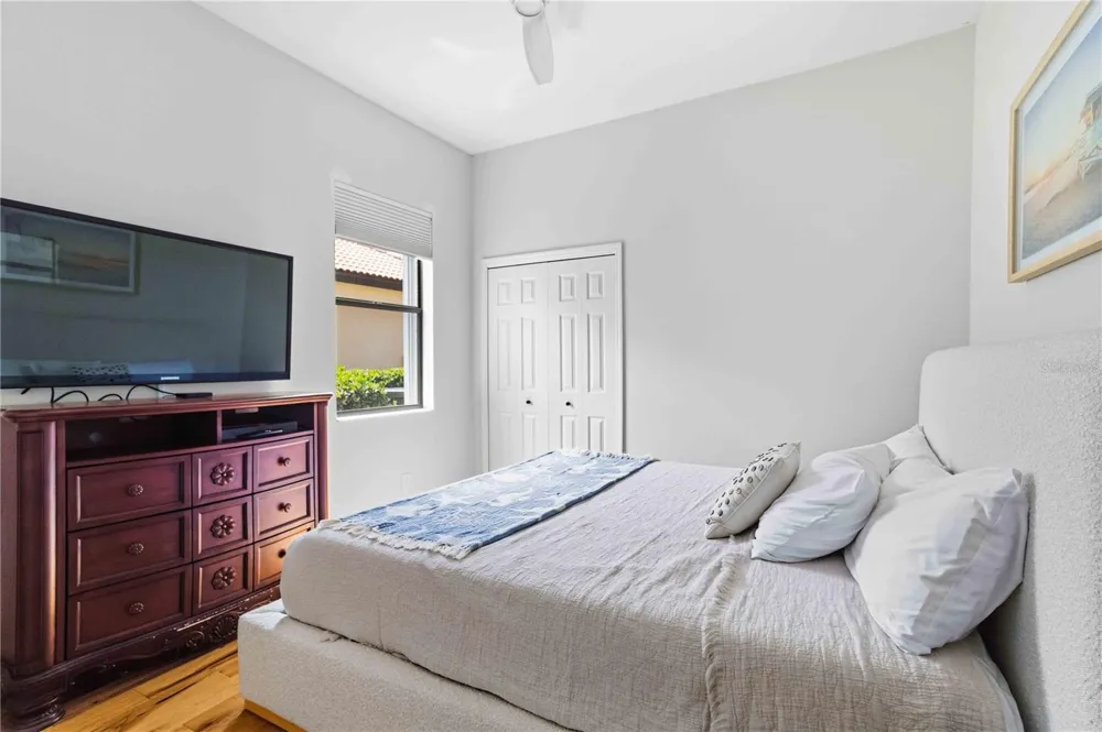 8051 36TH STREET CIRCLE E Sarasota, FL 34243